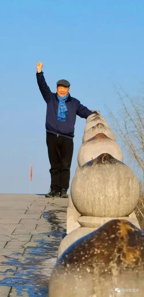 莫言飞虹照影鬼斧神工
