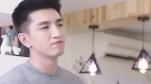 倾城时光女演员粉底有多厚看完他的西装后,网友笑岔气了