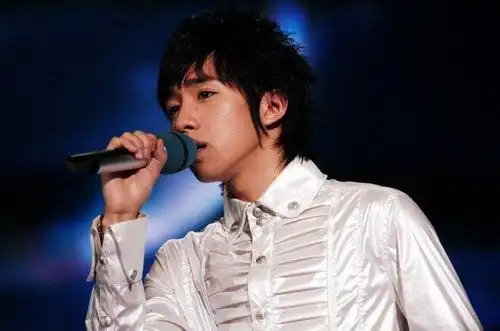 别再用大火捆绑俞灏明了,他那么努力只想做个好演员