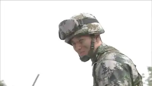 我是特种兵3士兵失踪了也许被附近的老百姓给藏起来了
