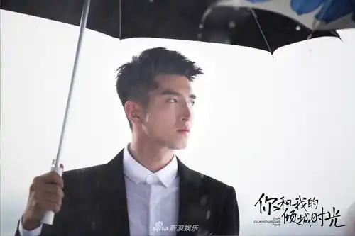 组图赵丽颖笑得好甜倾城时光将播曝新剧照