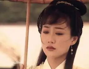 看了杨颖新戏剧照,终于明白马伊琍宁愿得罪人,也不收整容考生了
