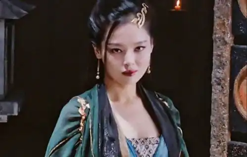 斗破苍穹之少年归来相比辛芷蕾版的美杜莎,王秀竹版的变化喜人
