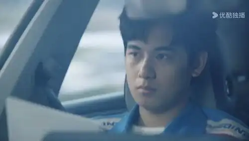 剧版飞驰人生开播,看完5集,我想说胡先煦这回必定大火