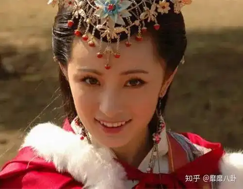 这些年,杨幂闺蜜圈的起止沉浮一