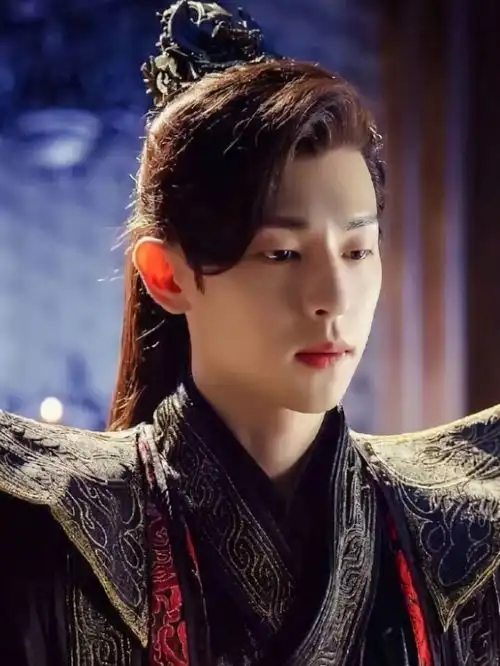 赵丽颖接了新剧凤隐天下,男主是肖战或邓伦,你更期待谁
