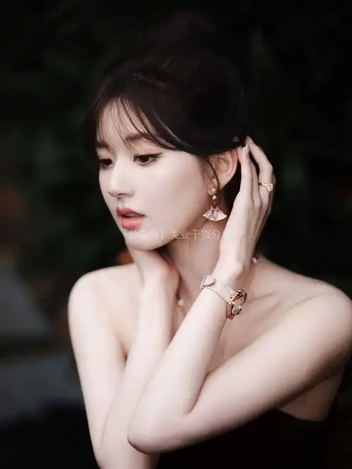 赵露思9018000美业模特合辑明星素材包摄影高清无水印