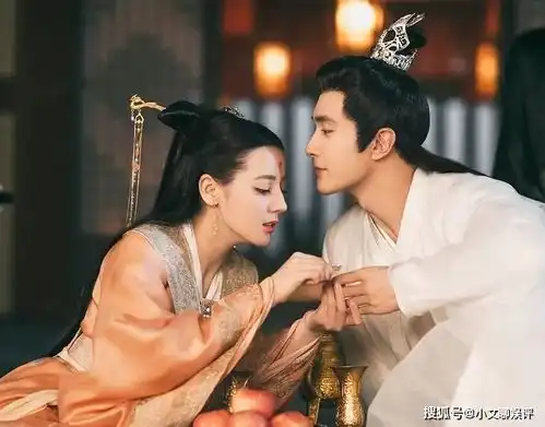 三生三世十里桃花四海八荒里身份尴尬的人,其实不是凤九她爹而是他