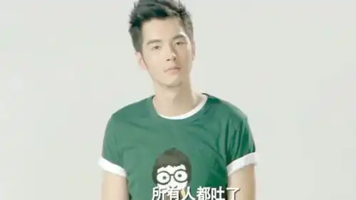 爱情公寓展博想在电影院求婚,女友偏偏选这电影,难度加大了