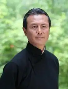 刘德凯
