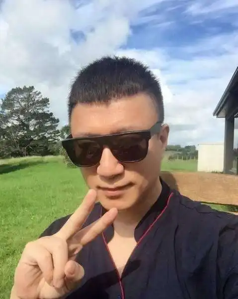 孙红雷为什么三年都不演戏了说出原因后,网友如今再红也没用