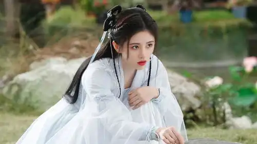 仙剑奇侠传四开机,陈哲远演男主,鞠婧祎半永久造型惹争议
