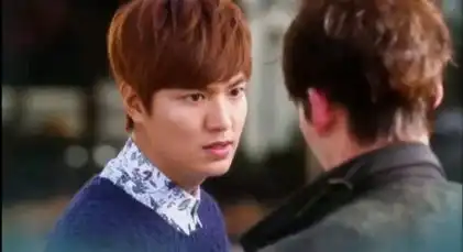 网友赞李敏镐表情帝继承者们剧中演技飞升
