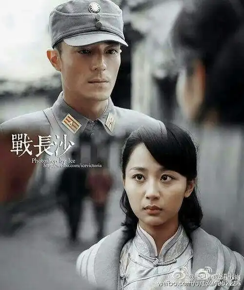 杨紫整容不是很明显吗
