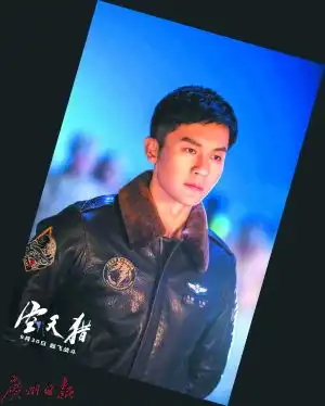 实力大咖vs人气黑马谁能笑傲大银幕