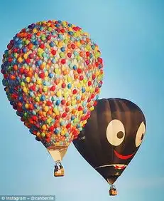 如此壮观的热气球飞屋环游记成真了
