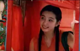 李冰冰23年前处女作电影剧照,清纯圆润组图
