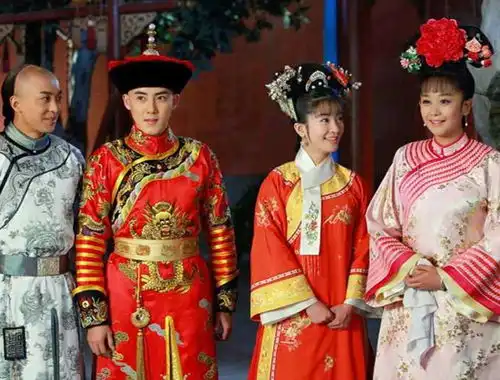 时隔10年五阿哥再次搭档小燕子,合作新剧春日宴,大家期待吗
