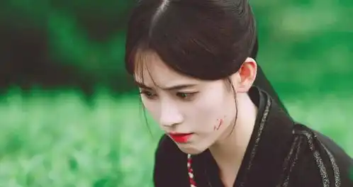继鞠婧祎被封四千年美女,他被称赞是中国最帅,又被吹捧上天了
