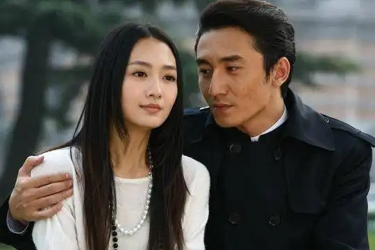 性感女人王鸥,绯闻一言难尽,她的故事远比你想得更精彩
