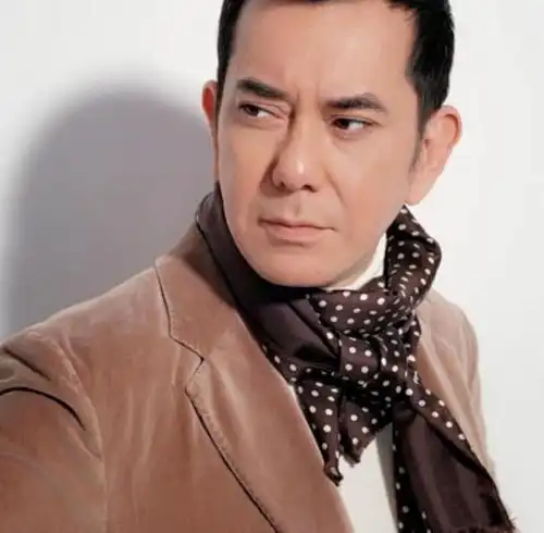 亚视训练班出身的十大明星,知名度不输tvb艺人