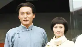 浓情献礼建党伟业
