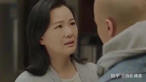 小欢喜刘静确诊患乳腺癌,杨杨剃光头陪母度苦难,黄磊处境不妙