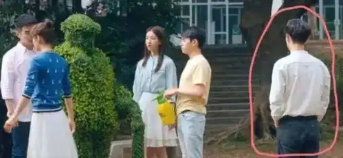 这名女主厉害了,全程抠图比baby还过分演戏还从来没见过男主
