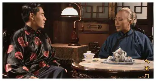 大宅门是在北京同仁堂的基础上改编而成,白景琦的原型是谁