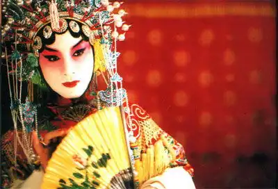 何宝荣和程蝶衣的梦与乌托邦
