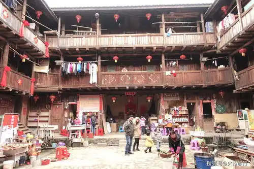 电影花木兰又带火了福建土楼,中国土楼到底多么美