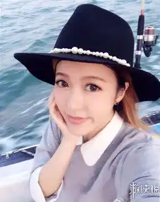 网友称赞电竞泷泽萝拉英雄联盟美女玩家福利美照赏
