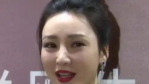 柳岩称会给员工发大红包,吐槽自己司机动作太快,遇见这样的老板真想娶了她