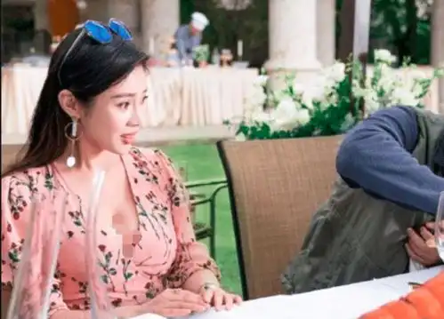 西虹市首富最美的并非夏竹,更不是莎莎,而是出场仅5秒的她
