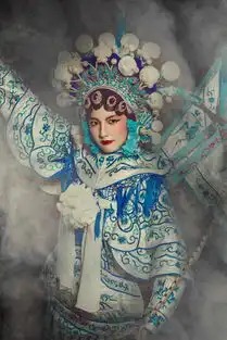 snh48首登央视春晚京剧大片曝光
