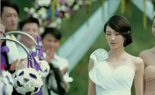 生活不止眼前的苟且,还有前任的喜帖
