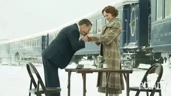 赶上这辆最时髦的火车,东方列车谋杀案穿搭技能get
