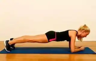 减肥没有时间运动9个见缝插针动作,让你一个月狂甩10斤肉