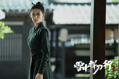 看那颗星星,正在发光
