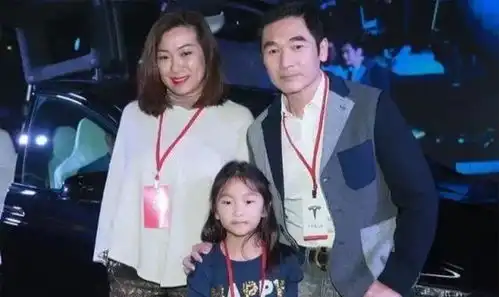 港姐莫可欣与方中信同居,方中信我还没有要孩子的打算
