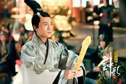 云中歌杜淳化身全能男主守护baby
