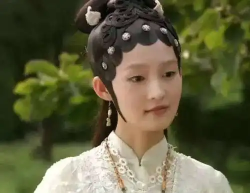 李沁的平常心提升了自己
