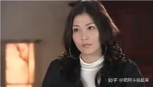 品如和艾丽谁更好看