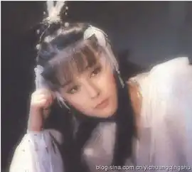 70岁潘迎紫近照曝光肌肤粉嫩宛如少女
