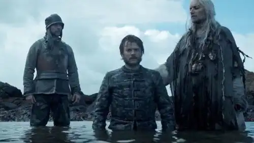 权力的游戏合集第55集02攸伦接受淹神的洗礼,成为铁群岛之王