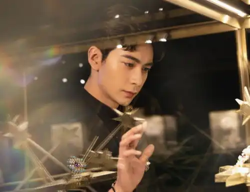 陈星旭脱掉古装出演一见倾心,失去东宫滤镜颜值却没下滑