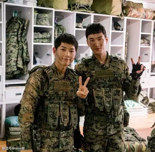 人间理想安普贤曾是职业拳击手,当过搬家工,暗恋宋慧乔半年