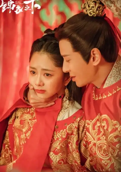 谭松韵新剧发布官配剧照,与相差16岁男神同框,依旧十分般配