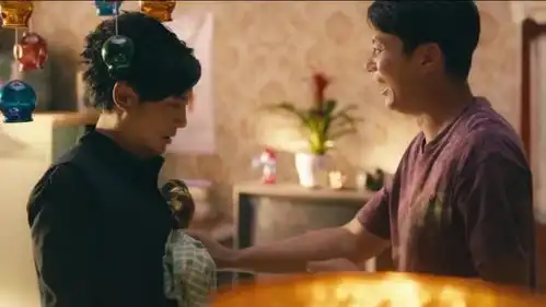 大傻春送给夏洛一顶绿帽子,夏洛你留着自己带吧
