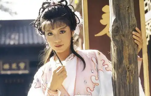 83版射雕女演员现状翁美玲离世36年,她们依然风韵犹存
